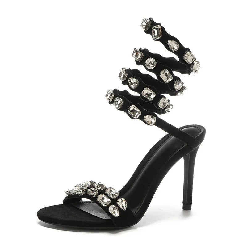 Crystal Luxe Heels – Sandalen mit funkelndem Knöchelriemen