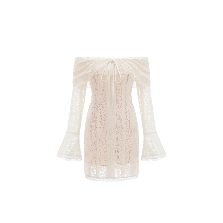 Schulterfreies Spitzenkleid