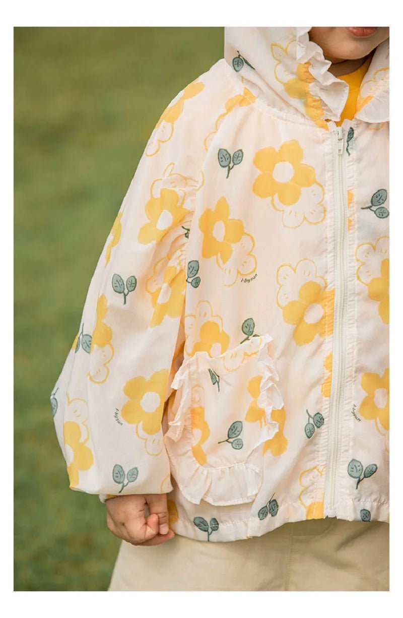Sommerjacke mit gelben Blumen